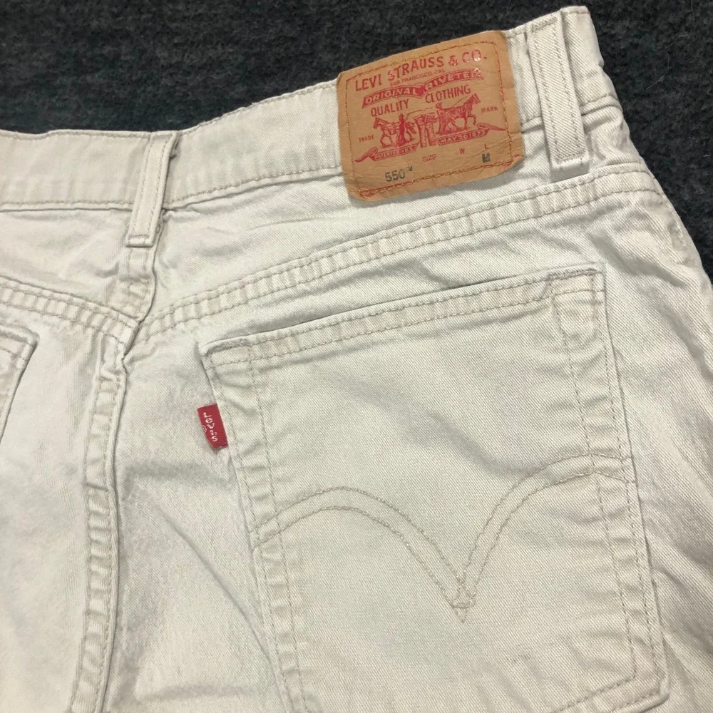 Levis 550 Jeans Relaxed‎ Fit Tapered Leg Classic Stretch Women's Size 14 M